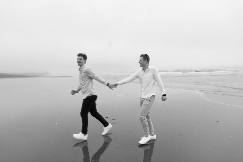 Lovers run on the beach
